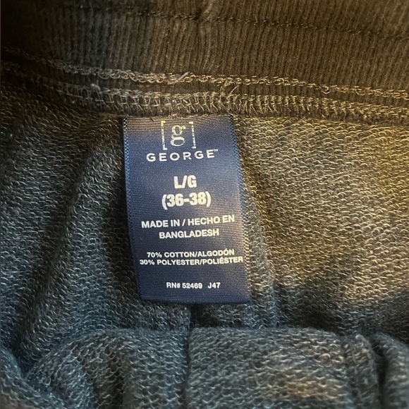 George- Black and white sweatpants size large (36-38) - Picture 4 of 12